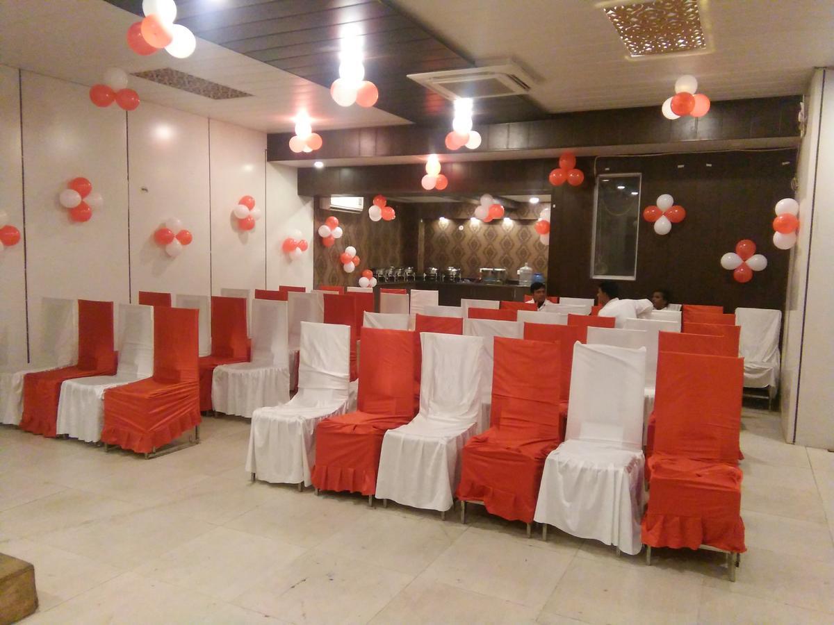 Hotel Sv Kashipur Esterno foto
